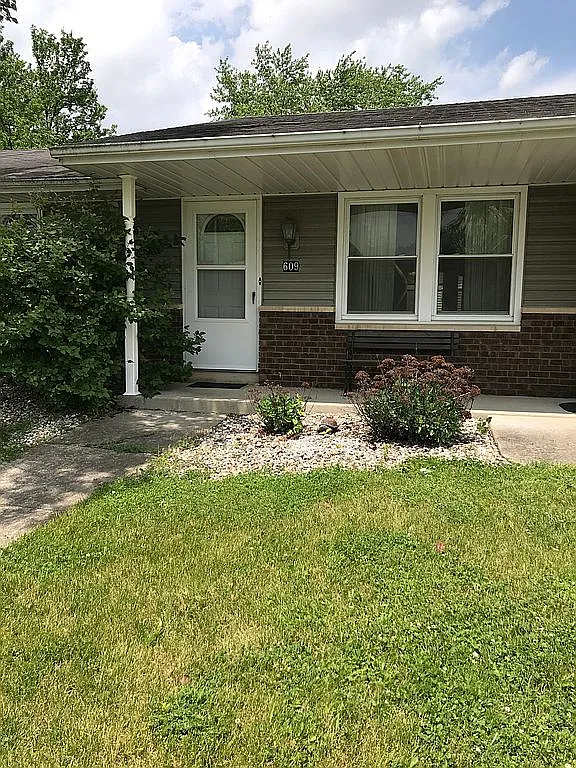609 Jeffrey Ct photo 1