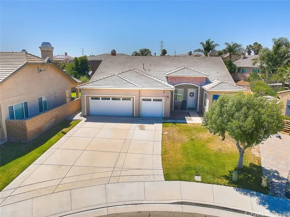 6751 Gypsum Creek Dr, Corona, CA 92880