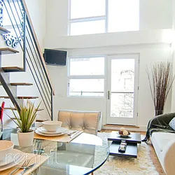 Rented by Rennit Inc.