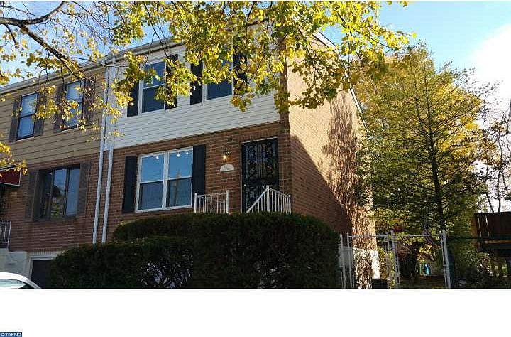 2nd image of 8022 Buist Ave