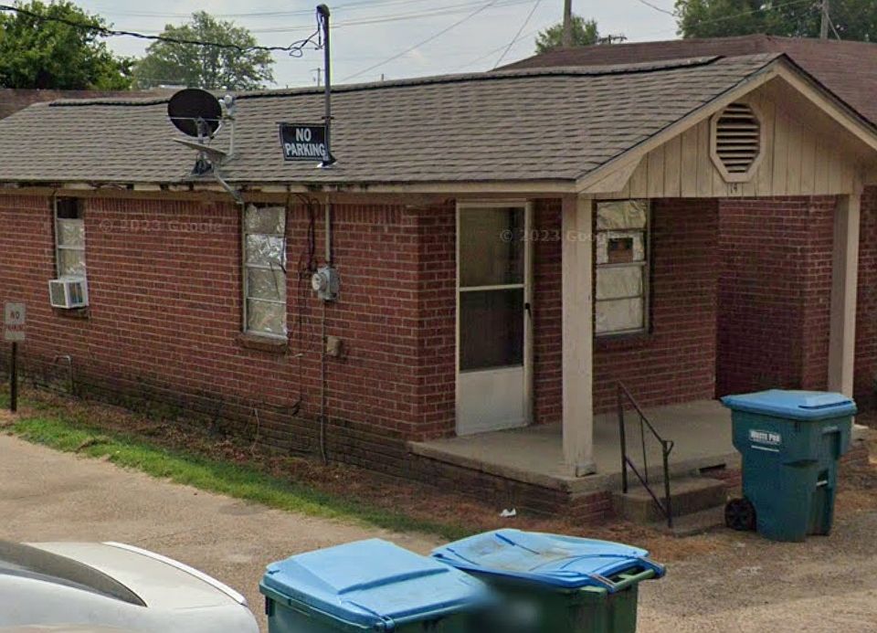 2nd image of 14 N East St