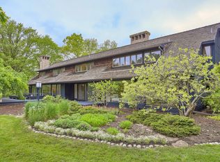 7 Lake Park Rd, Champaign, IL 61822