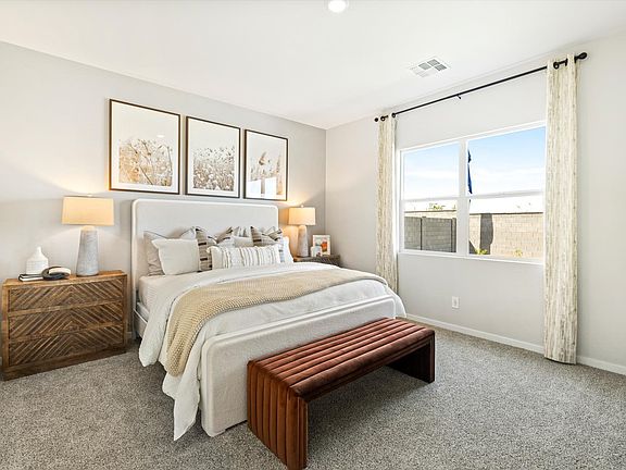 Welcome to the Lennon floorplan.