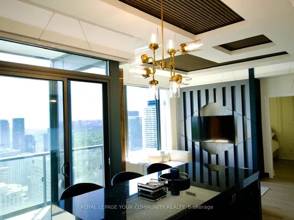 8 Cumberland St, Toronto, ON