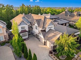 322 Caldwell Close NW, Edmonton, AB T6M 2W9