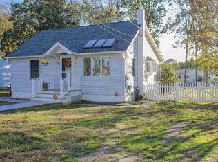 16 E Greenwood Ave, Villas, NJ 08251
