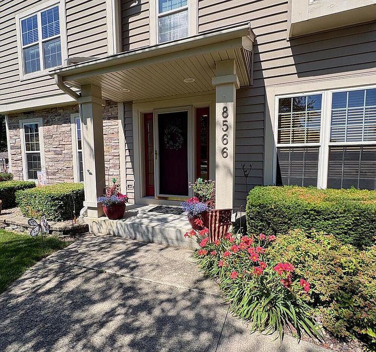 1st image of 8566 Francis WAY