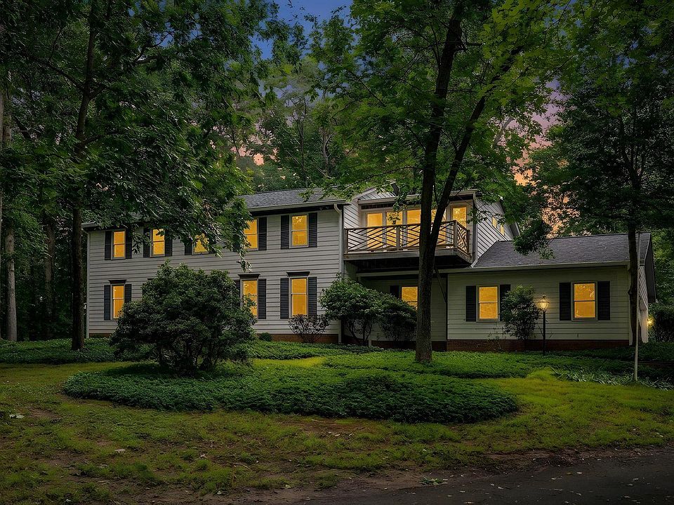 1st image of 1132 Springvale Rd