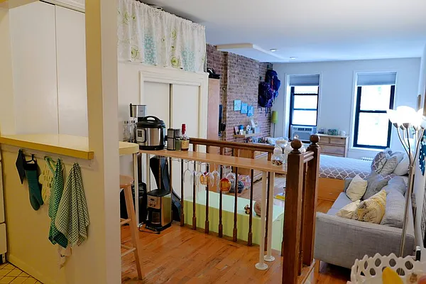 Rented by JK Dansar Corp | media 33