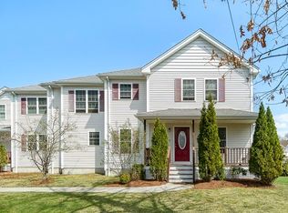 323 Bacon St #323, Natick, MA 01760