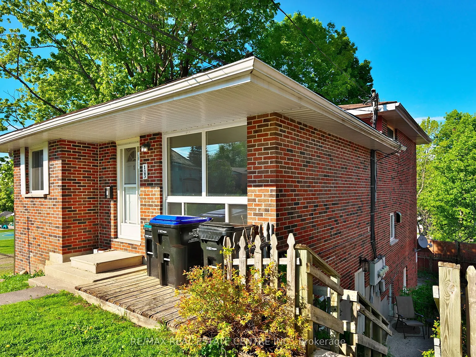 3 bed, $2,350 — Photo 3