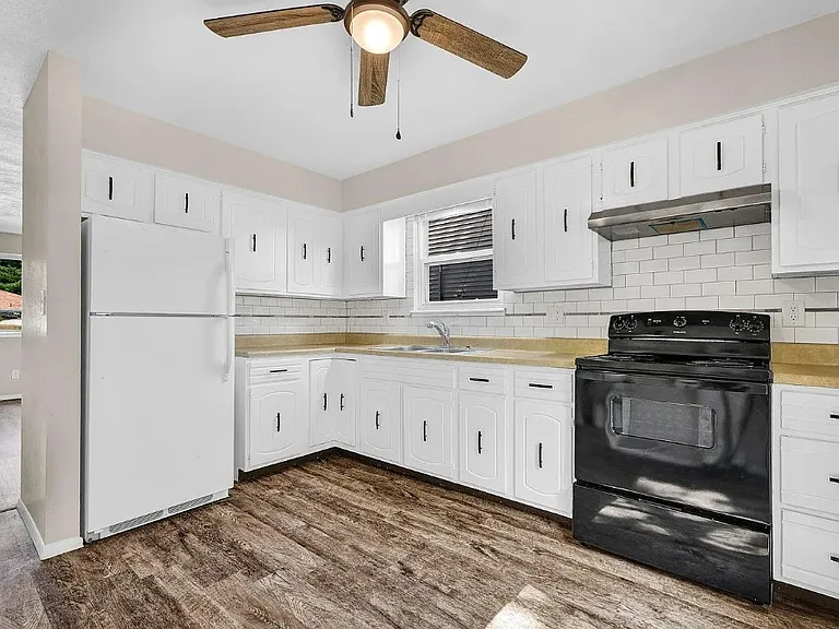 4613 W Merol Ct — Photo 1