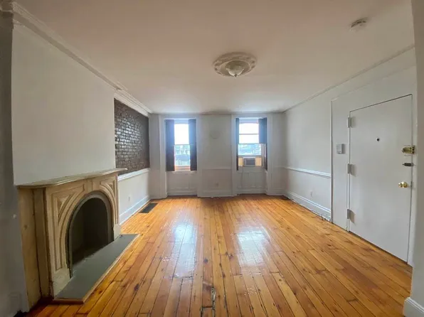 237 Clermont Ave #1, Brooklyn, NY 11205