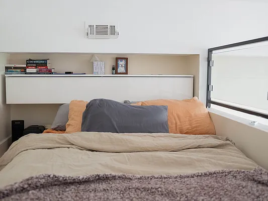 Rented by New York Casas Ltd. | media 29