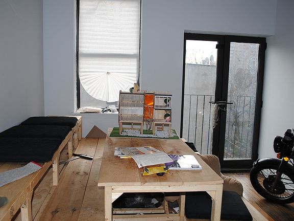 2nd image of 79 Clifton Pl #Pnthsdplx