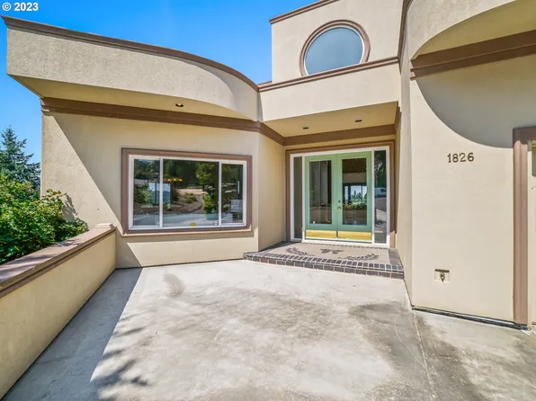 1826 Barnes Cir, West Linn, OR 97068