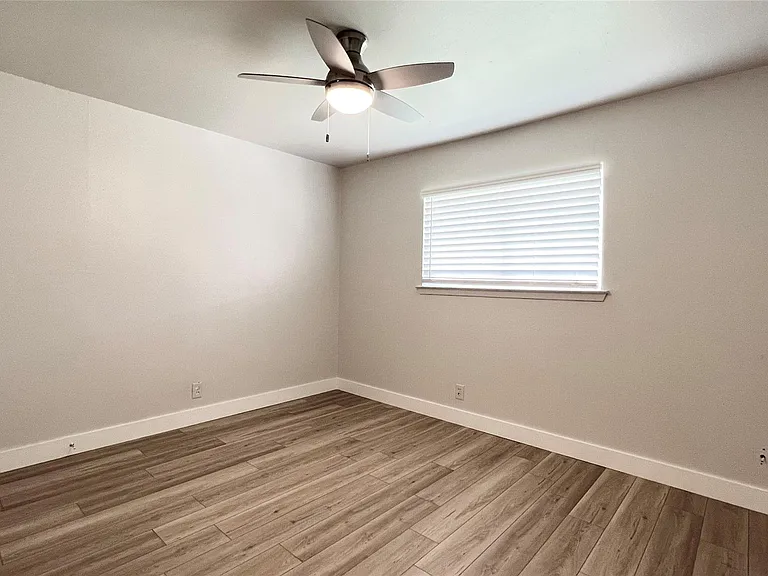 11208 Renel Dr #A — Photo 3