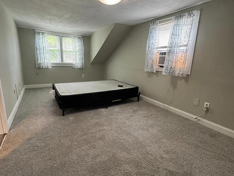 14955 Foster Ln — Photo 5