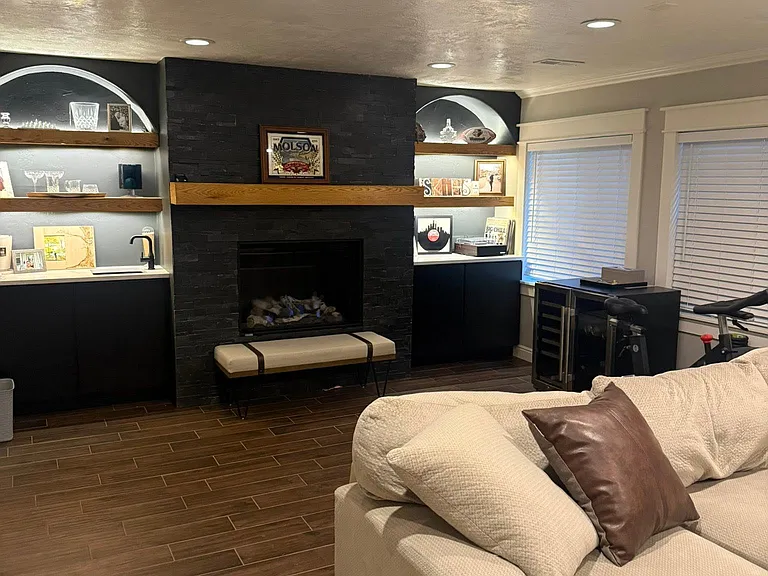 4322 W Pentenwell Ln — Photo 11