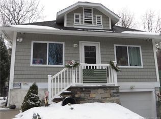 231 Colonial Ave, Waterbury, CT 06704