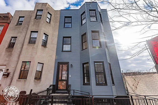 Rented by MySpaceNYC | media 12