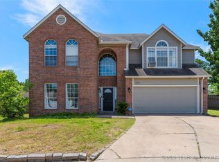 1315 N Umbrella Ave, Broken Arrow, OK 74012