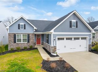 3637 Clubview Dr, Barberton, OH 44203