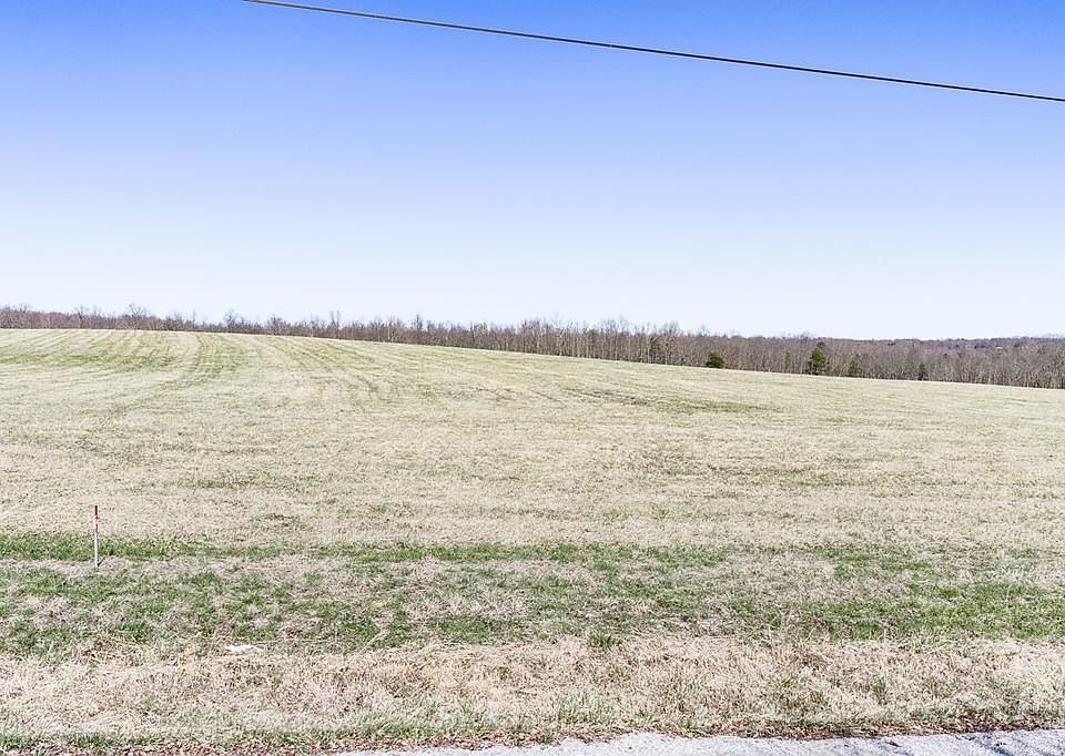 1st image of 7 Nicholson Dr