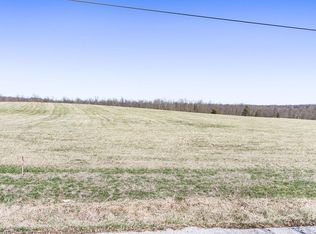 7 Nicholson Dr, Crossville, TN 38572