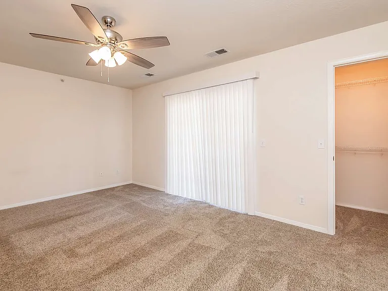 Watermill Park Apartments Studio