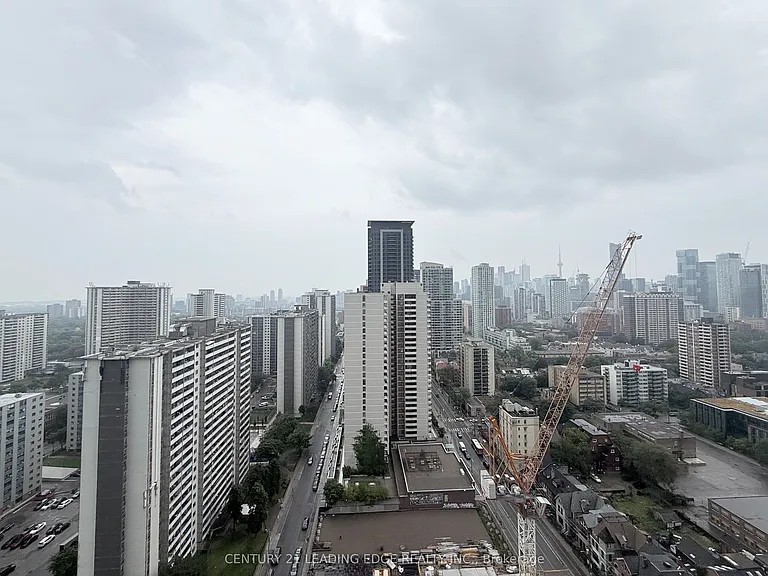 609 Sherbourne St #2810 — Photo 9