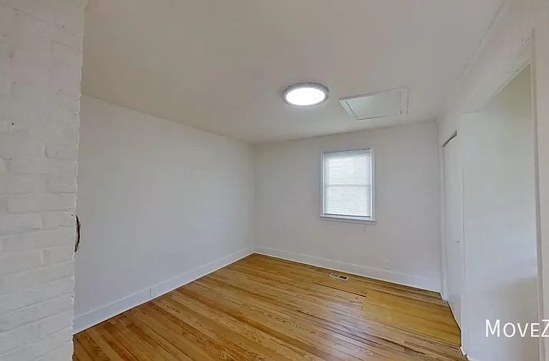 1710 Oakwood Ave — Photo 26