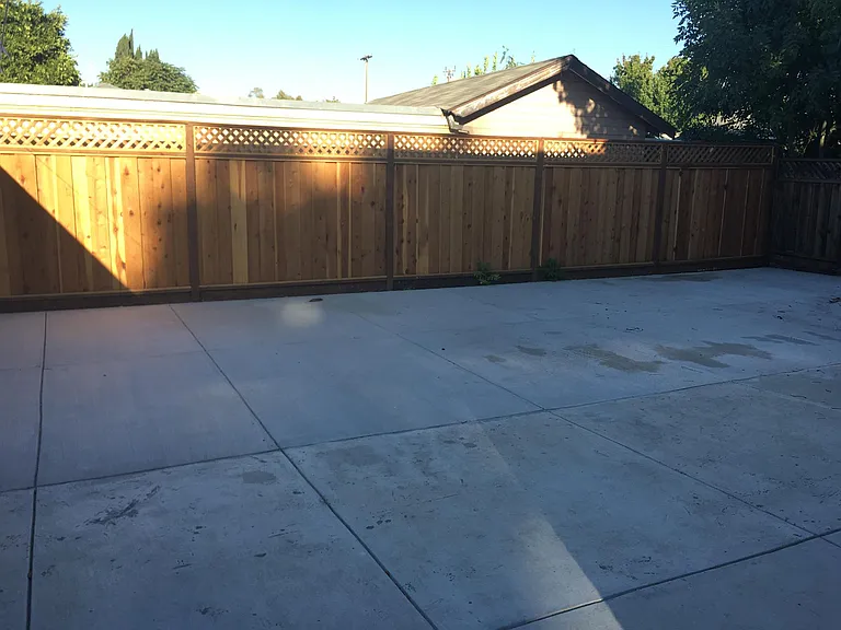 1282 Plum St — Photo 4