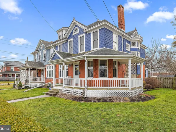 544 Broad St, Oxford, PA 19363