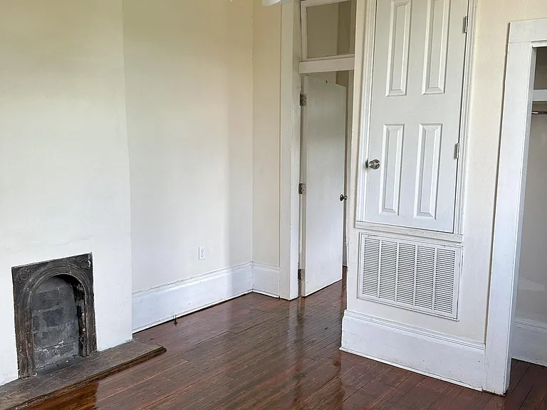 2226 Marigny St — Photo 10