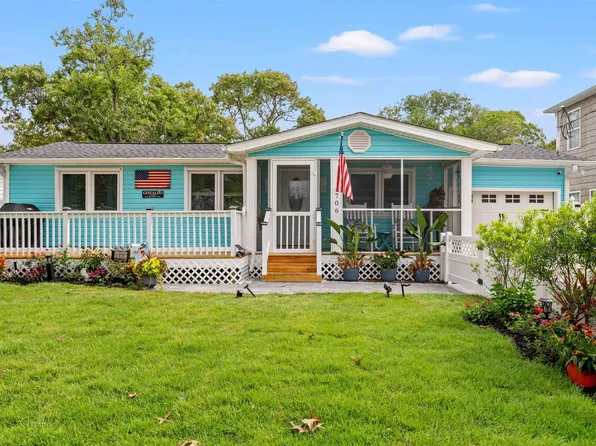 706 33rd Ave. S, North Myrtle Beach, SC 29582