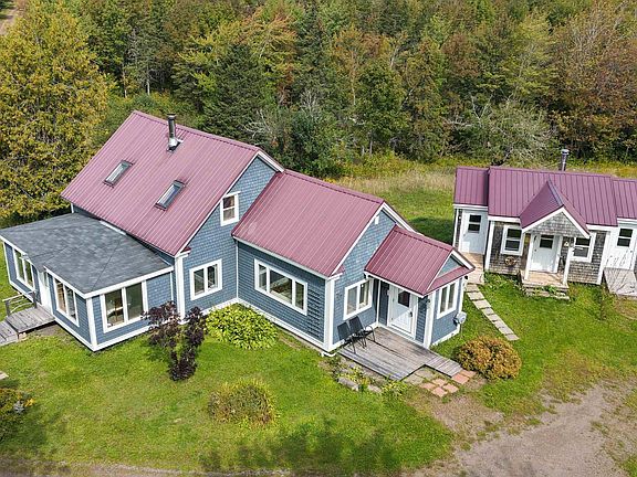 2nd image of 1776 Scotsburn Rd