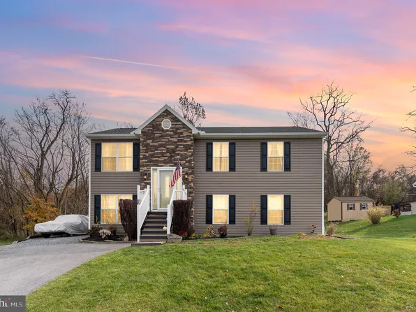 165 Quail Dr, Dillsburg, PA 17019