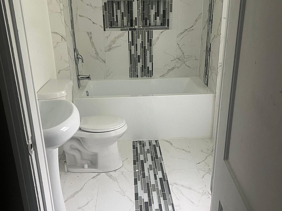 Newly renovated downstairs bathroom