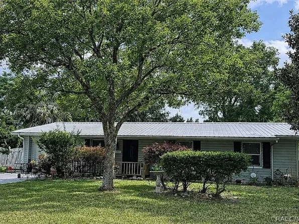 10740 W Spring Cir, Crystal River, FL 34428