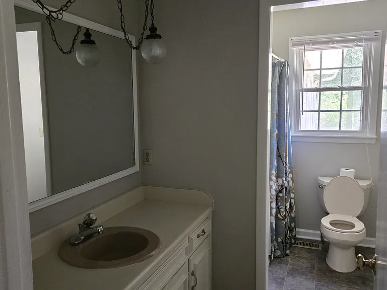 1513 Ridge St NW — Photo 9