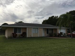 2098 SE Triumph Rd, Port Saint Lucie, FL 34952