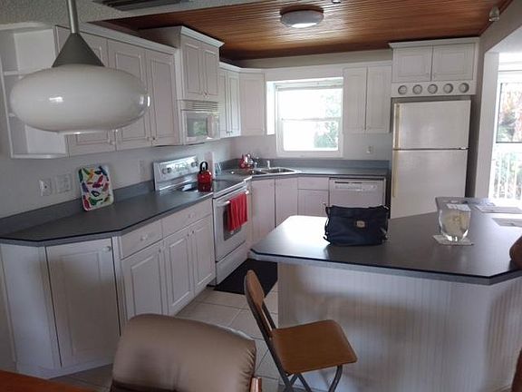 3rd image of 2100 N Peninsula Ave APT 207