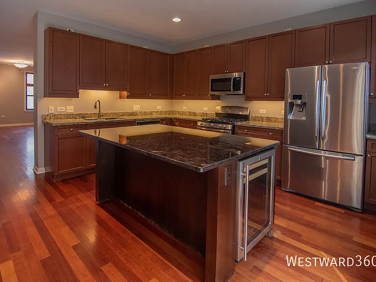 1152 N Cleveland Ave #2 — Photo 2
