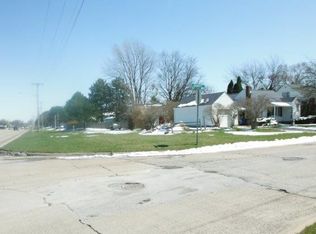 1212 Joseph St, Bay City, MI 48706