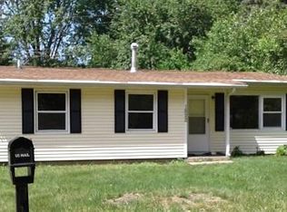1822 Parkdale Dr, Champaign, IL