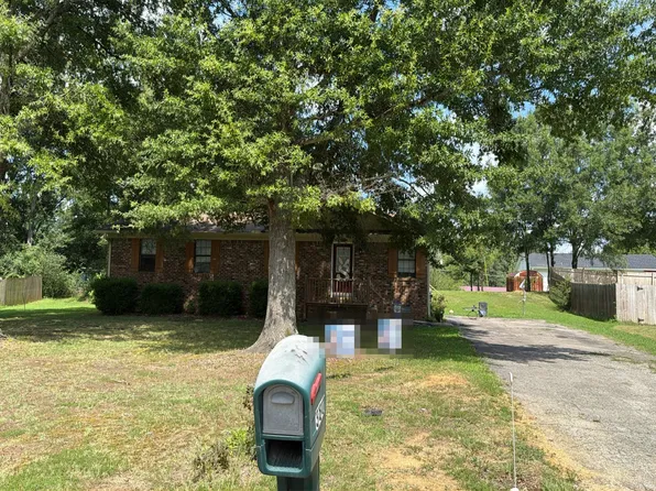 380 Kitchen Dr, Henderson, TN 38340