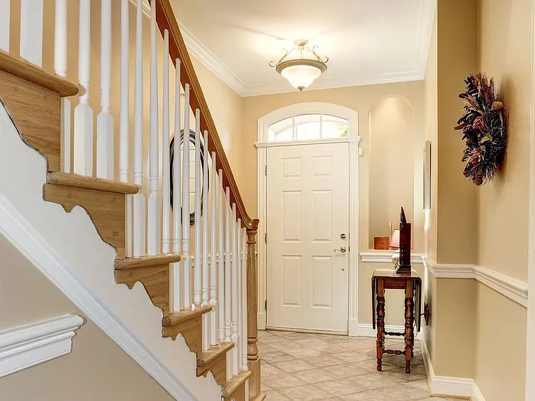 5237 Bessley Pl — Photo 2