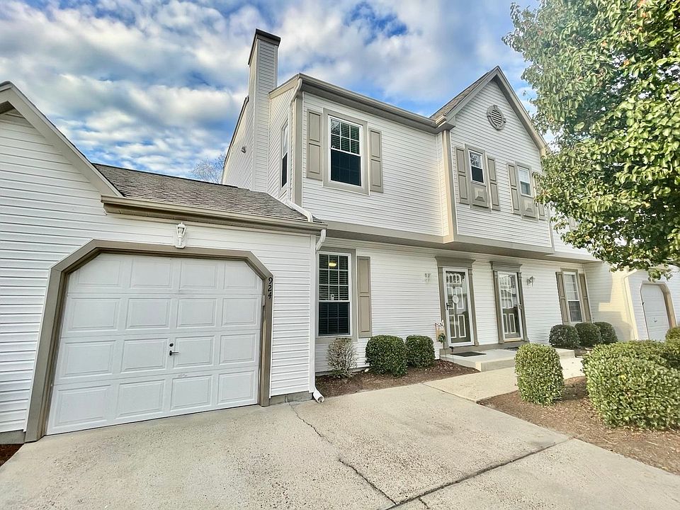 1st image of 924 Wyden Dr