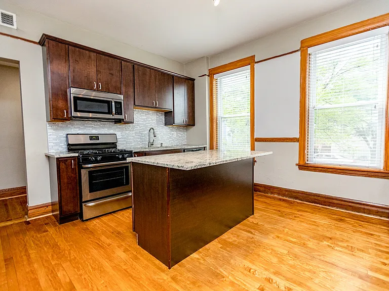 3335 W. Dickens Ave - 2047 N. Kimball Ave. — Photo 6